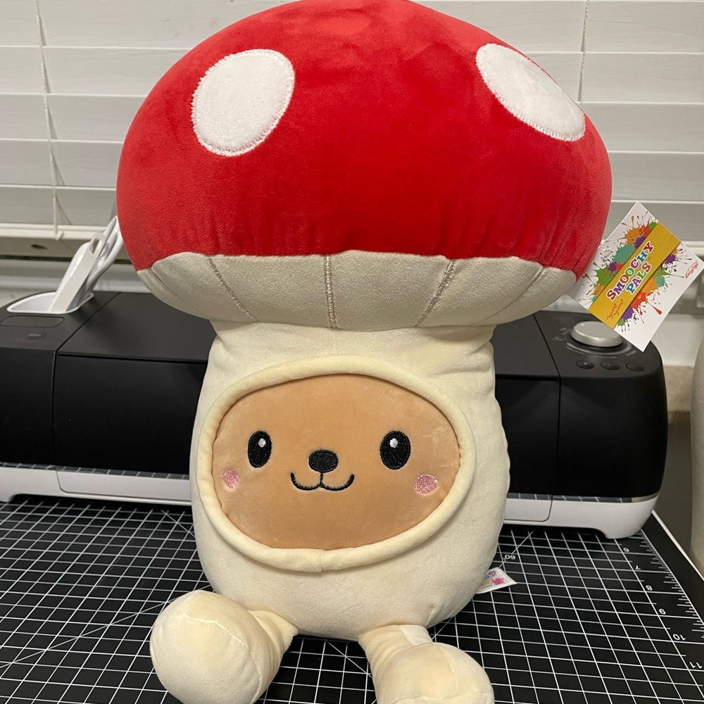 NWT Smoochy Pals hooded animal mushroom plush Linzy